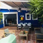 Casa Leon 度假居 纳博讷